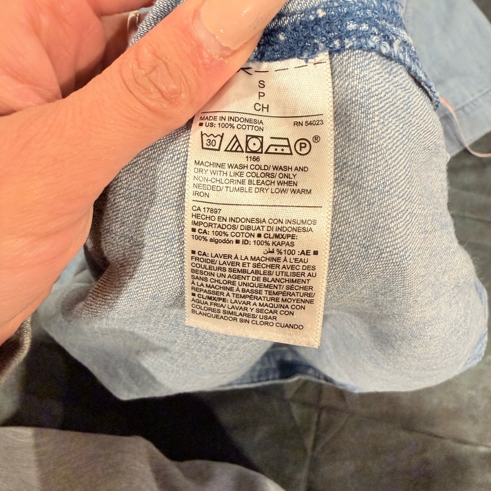 🔥Old Navy  Short-Sleeve Shirt Dress - Light Blue Size S EUC🔥 - Picture 3 of 5